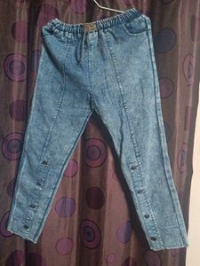 Rs 30 Off On 🚚Jogger Fit Light Blue Jeans