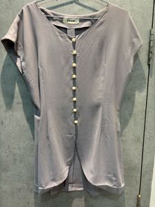 🌷Elegant Button-Down Top🌷