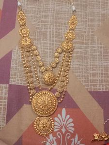 Ornate Gold Indian Bridal Jewelry Set