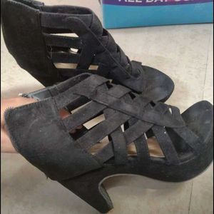 New Black Colour Heel