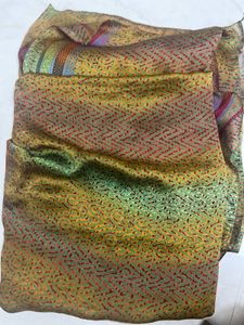 Green Patterned Scarf