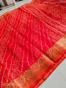Floral Print Bandhani Cotton Blend Saree(Orange)