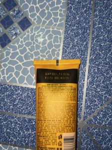 Lakme Sun Expert PASPF 24 ++ New