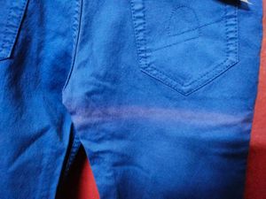 NEW BLUE JEANS FOR GIRLS 📍 slightly faded📍