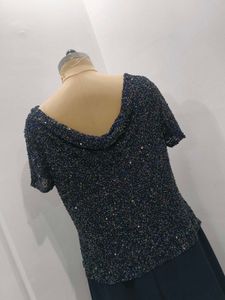 Elegant Navy Blue Evening Gown