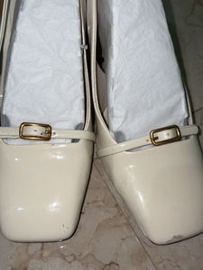 Zara Heel Size 37 UK 4