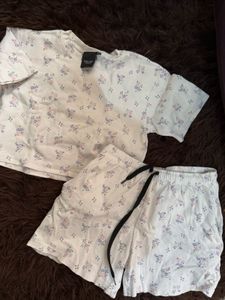 Floral Shorts Set/ Nighsuit