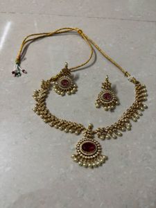 Elegant Necklace Set