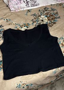 Sleeveless Black Crop Top
