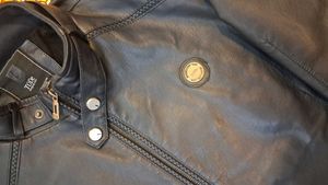 Men Lether Jacket In Good Condition