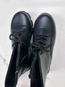 Black Boots