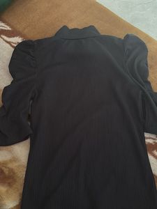 Ribbed Puff Sleeve Top