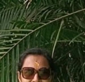 Price Drop- Brown Square Printed Frame SunGlass
