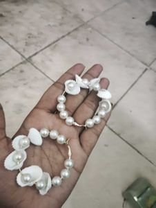 Shell & Pearl Earrings