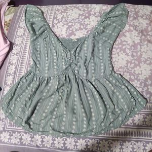 Daisy Top🌼