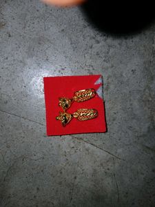 Earings 1 Pair Only