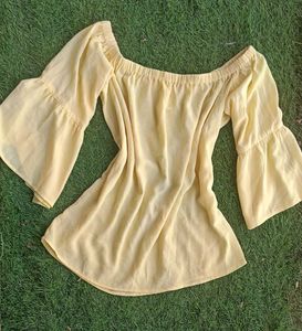 💛Light Yellow Top💛