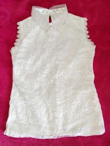 Elegant White Lace Sleeveless Top