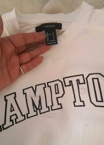 Forever 21 White Crop With Flaws