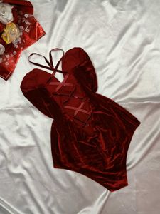 Burgandy/Maroon Velvet Bodycon❣️