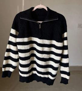 Stripe Semi-high neck zipper pullover