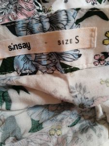 Floral Ruffle Mini Skirt