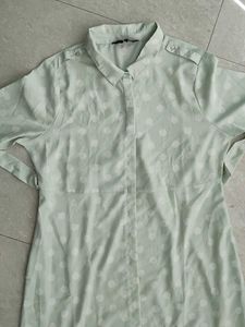 Light Green Colour With White Circles Design