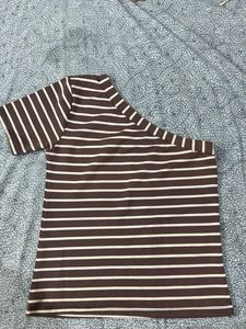Striped One-Shoulder Tee