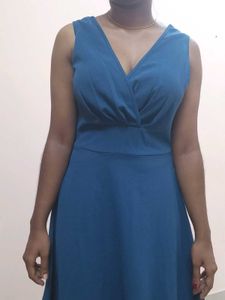Deep Neck Sleeveless Frock