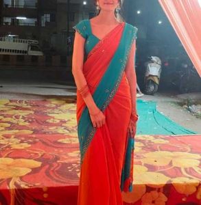 Very Beautiful Y2k Saree With Disigener Blouse