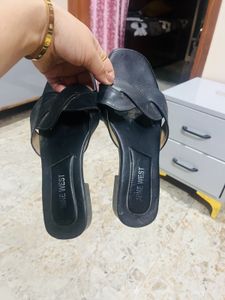 Black Flats &amp; Sandals🤞🏻