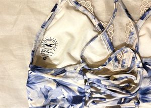 Beautiful Floral Lace Trim Top