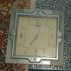 Vintage Soner Quartz Wall Clock