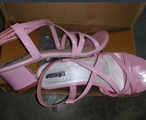 Fashion Women&#39;s Block Heel Pink Colour