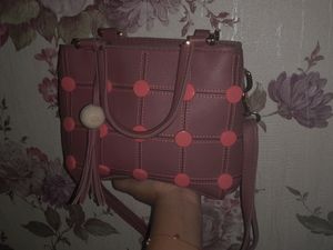 Chic and Elegant Smart Bag Suitable For Everyday