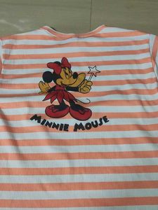 Beautiful Shirt 😻 In Front Magic Girl