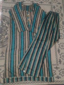 pakistani striped 3 pic kurta Set