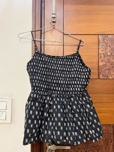 Cute Black &amp; White Top