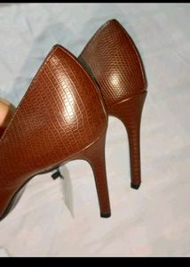 Mango Heels