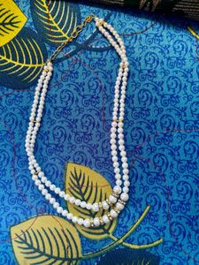 2 pair of necklaces