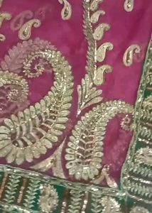 Elegant Saree 💜💚