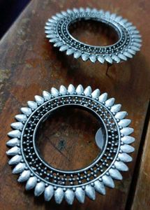 Round Earrings