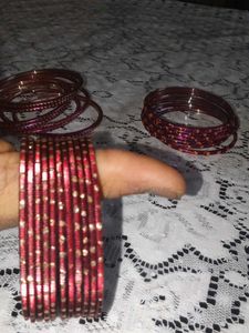 Burgundy & Gold Bangles (Set of 25)