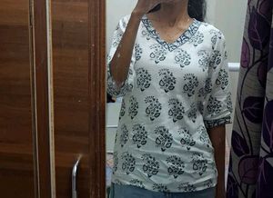 Short Kurti