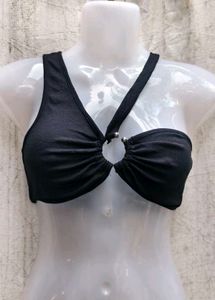 I. Black Ring Detail Bralette