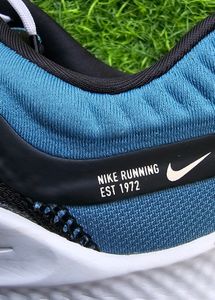 Nike Sports Shoes