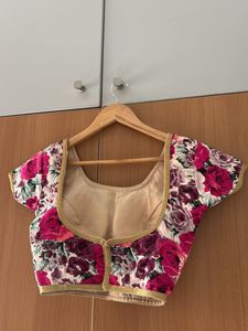 Floral padded blouse
