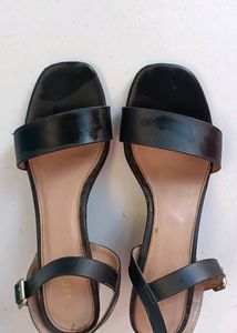 Bata Ankle Strap Women's Cross Evening