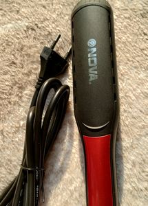 🆕🆕NOVA Temperature Control Hair Straightener