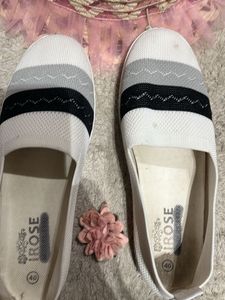 IROSE Slip-on Sneakers👌💜